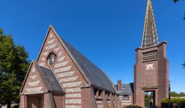 Fontaine-la-mallet, une Reconstruction en beton