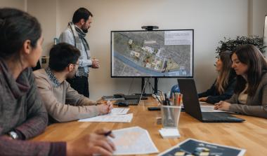 Tellux dans ses locaux à Petit-Couronne